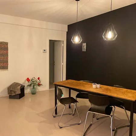 דירה Romantic In With Balcony הרנטלס